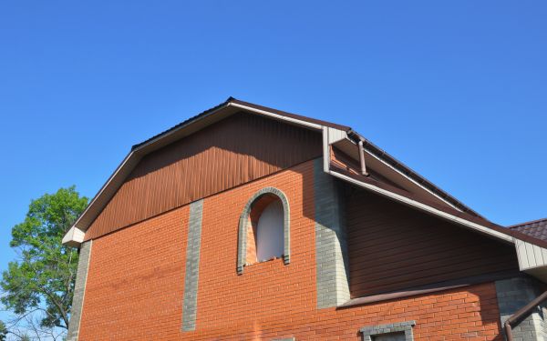 Brick Window Installation in Helotes